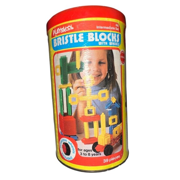 Vintage Playskool Bristle Blocks Toy Set With Wheels Intermediate 39 Pieces Ages - Picture 4 of 5
